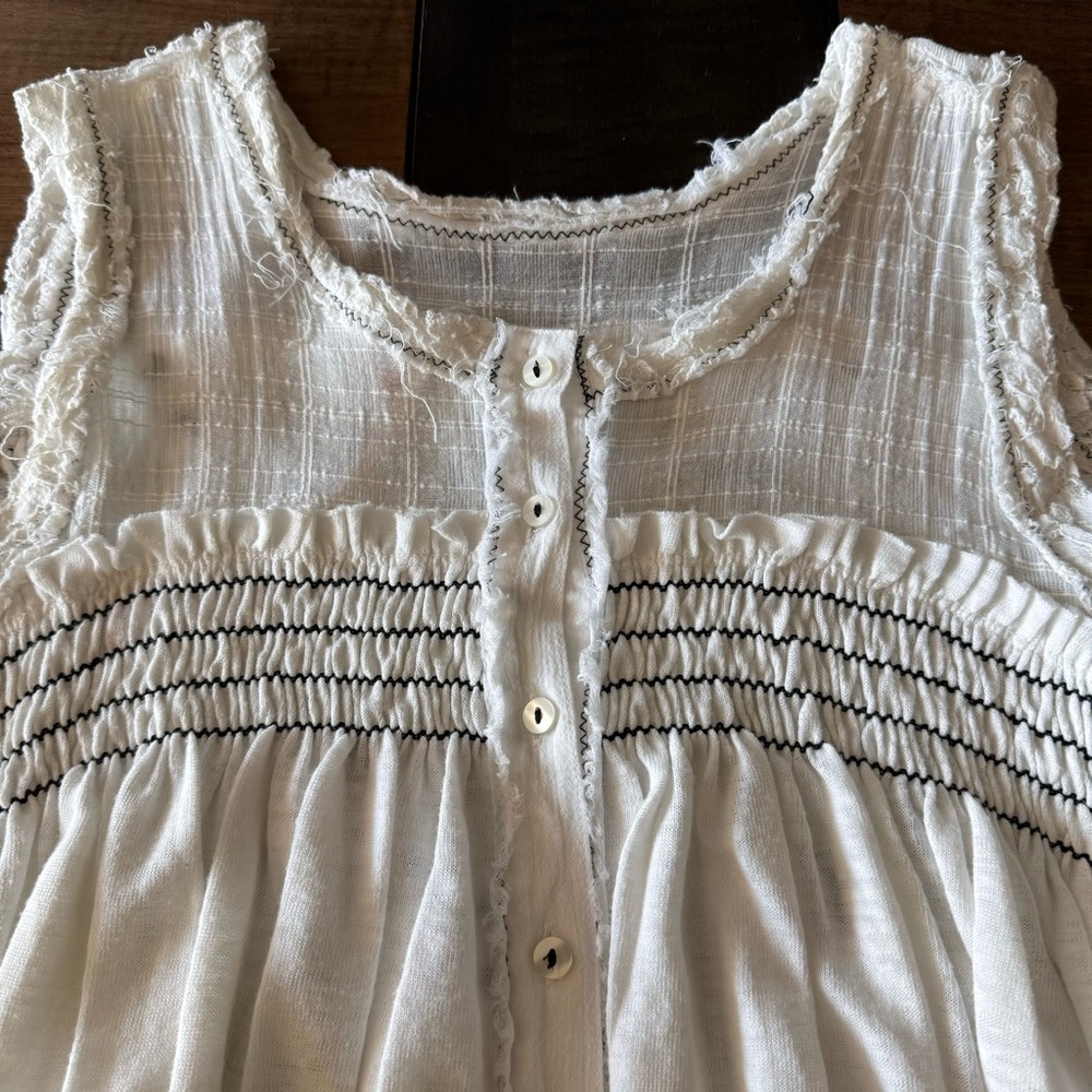 Free People White Gauze tunic Top with Smocked Yoke - Picture 4 of 9